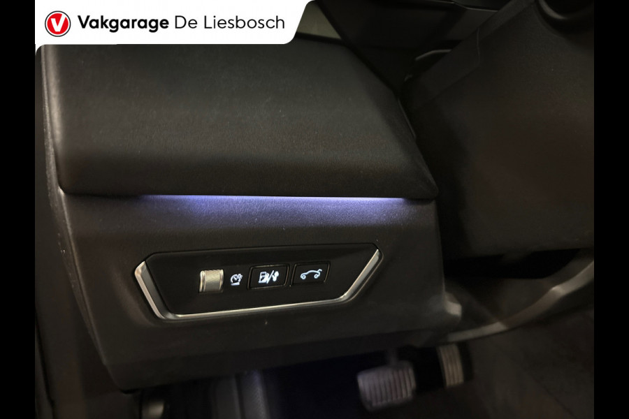 Lynk & Co 01 1.5 / Pano / Navigatie / Camera / Infinity / memory / Elek. klep / Apple carplay