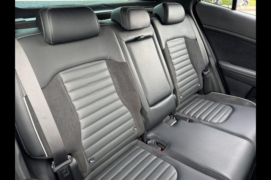 Kia Sportage 1.6 T-GDi Plug-in Hybrid AWD GT-PlusLine 265 PK | Panoramadak | Harman-Kardon | Adaptive cruise control | Stoelverwarming/ventilatie