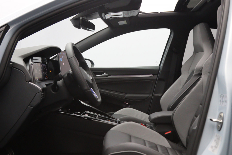 Volkswagen Golf 1.5 eHybrid GTE 272 PK PHEV, *Full-Option* Leder, Panoramadak, Trekhaak, 360 Camera