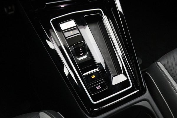 Volkswagen Golf 1.5 eHybrid GTE 272 PK PHEV, *Full-Option* Leder, Panoramadak, Trekhaak, 360 Camera
