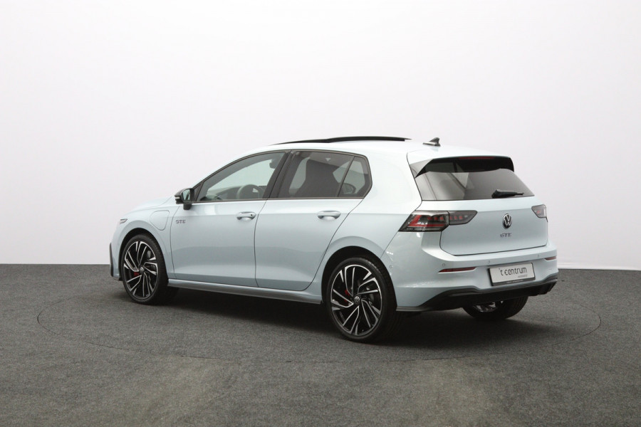 Volkswagen Golf 1.5 eHybrid GTE 272 PK PHEV, *Full-Option* Leder, Panoramadak, Trekhaak, 360 Camera