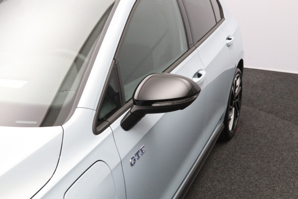 Volkswagen Golf 1.5 eHybrid GTE 272 PK PHEV, *Full-Option* Leder, Panoramadak, Trekhaak, 360 Camera