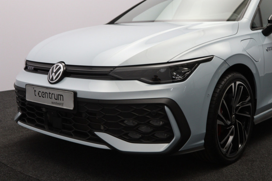 Volkswagen Golf 1.5 eHybrid GTE 272 PK PHEV, *Full-Option* Leder, Panoramadak, Trekhaak, 360 Camera