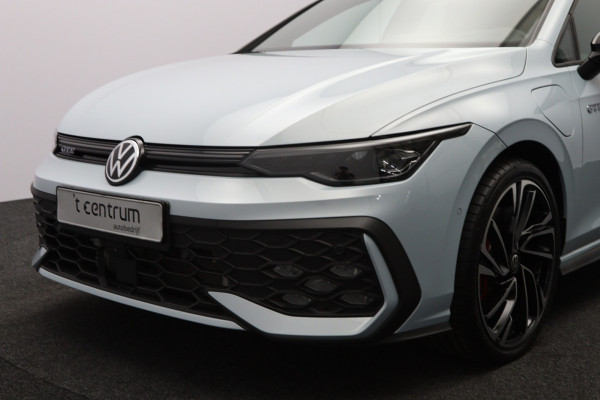 Volkswagen Golf 1.5 eHybrid GTE 272 PK PHEV, *Full-Option* Leder, Panoramadak, Trekhaak, 360 Camera