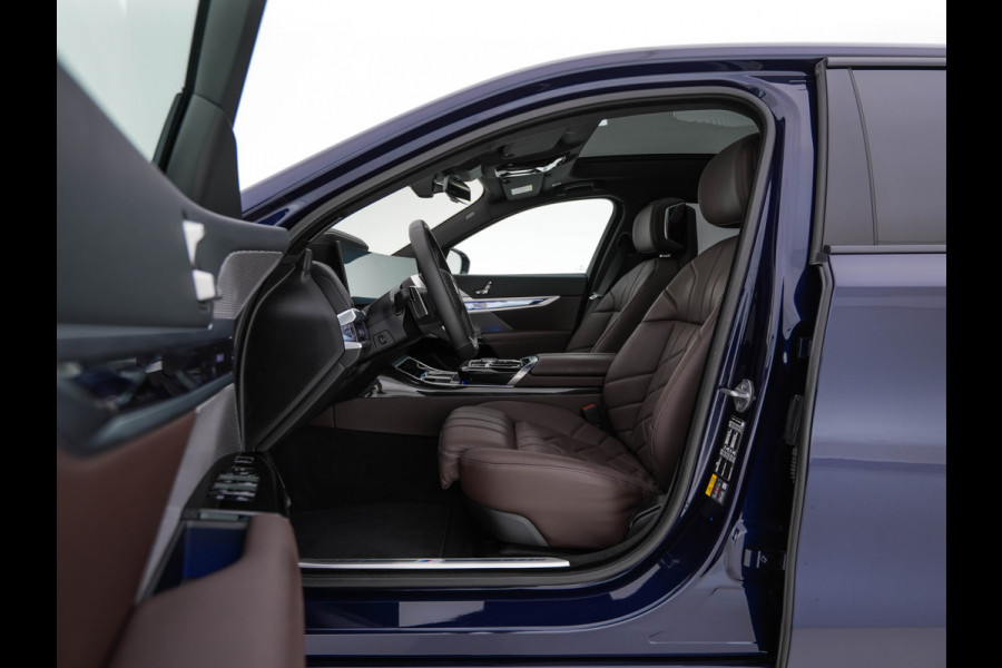 BMW i7 xDrive60 106 kWh M-Sport-Styling [3-Fase-11kW] {SoH-98%} (INCL-BTW) *PANO | LEATHER | FULL-LED | BLIND-SPOT | BOWERS&WILKINS | MEMORY-PACK | TOP-VIEW | VENTILATED/HEATED-COMFORTSEATS | SOFT-CLOSE | WIDE-DIGICOCKPIT | HEAD-UP | KEYLESS | ...