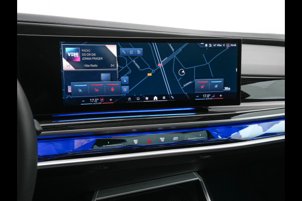 BMW i7 xDrive60 106 kWh M-Sport-Styling [3-Fase-11kW] {SoH-98%} (INCL-BTW) *PANO | LEATHER | FULL-LED | BLIND-SPOT | BOWERS&WILKINS | MEMORY-PACK | TOP-VIEW | VENTILATED/HEATED-COMFORTSEATS | SOFT-CLOSE | WIDE-DIGICOCKPIT | HEAD-UP | KEYLESS | ...