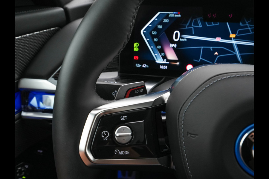 BMW i7 xDrive60 106 kWh M-Sport-Styling [3-Fase-11kW] {SoH-98%} (INCL-BTW) *PANO | LEATHER | FULL-LED | BLIND-SPOT | BOWERS&WILKINS | MEMORY-PACK | TOP-VIEW | VENTILATED/HEATED-COMFORTSEATS | SOFT-CLOSE | WIDE-DIGICOCKPIT | HEAD-UP | KEYLESS | ...