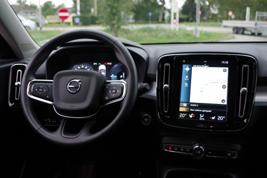 Volvo XC40 1.5 T4 Recharge 211 PK Inscription Expression 211 PK PHEV, Winterpakket, Adap. Cruise Control, Camera