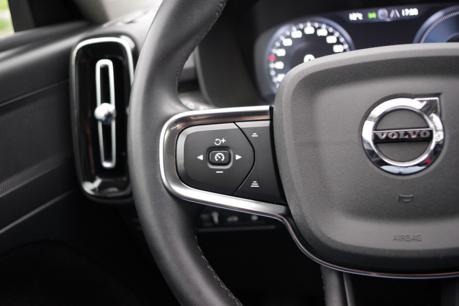 Volvo XC40 1.5 T4 Recharge 211 PK Inscription Expression 211 PK PHEV, Winterpakket, Adap. Cruise Control, Camera