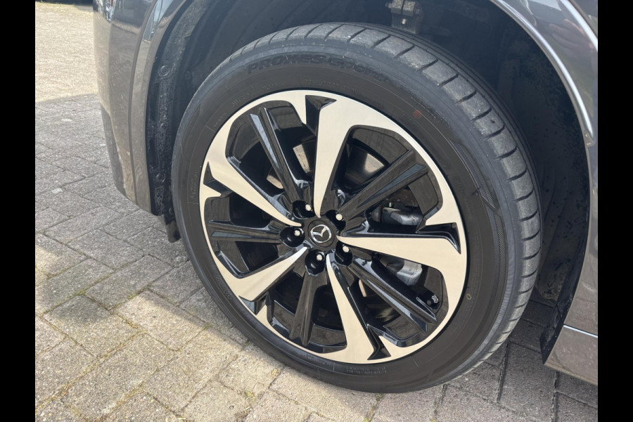 Mazda CX-60 2.5 e-SkyActiv PHEV Takumi 328 PK | Wegklapbare Trekhaak | Panoramadak | 360 graden camera | Achteruitrijcamera | Stoelverwarming |  Adaptieve Cruise Control