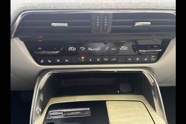 Mazda CX-60 2.5 e-SkyActiv PHEV Takumi 328 PK | Wegklapbare Trekhaak | Panoramadak | 360 graden camera | Achteruitrijcamera | Stoelverwarming |  Adaptieve Cruise Control