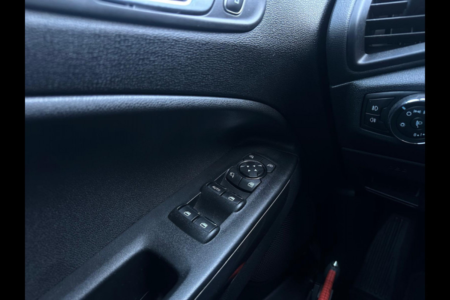 Ford EcoSport 1.0 Trend Ultimate, Airco, Bluetooth, Cruise, Navi, Trekhaak, PDC, NAP
