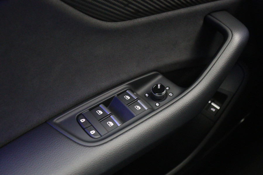 Audi Q8 60 TFSI e Quattro 490 PK S-Line Pro Line Competition PHEV, RS-Sportstoelen, Trekhaak, B&O Sound, Head-Up, Memory