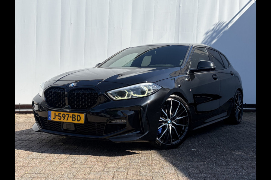 BMW 1-serie 118i Executive Edition M-Sport Zetels HUD Adapt.Cruise Carplay Camera Uitstraling!