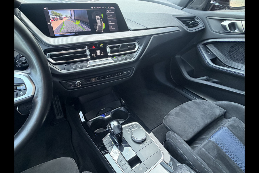 BMW 1-serie 118i Executive Edition M-Sport Zetels HUD Adapt.Cruise Carplay Camera Uitstraling!
