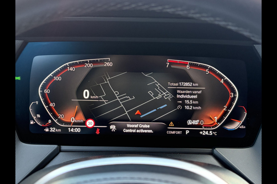 BMW 1-serie 118i Executive Edition M-Sport Zetels HUD Adapt.Cruise Carplay Camera Uitstraling!