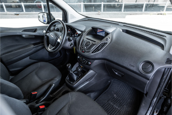 Ford Transit Courier 1.0 | Marge | BTW & BPM Vrij | Airco | Camera | Navigatie | Climate control | Stoelverwarming | MF Stuur | Nieuwe apk