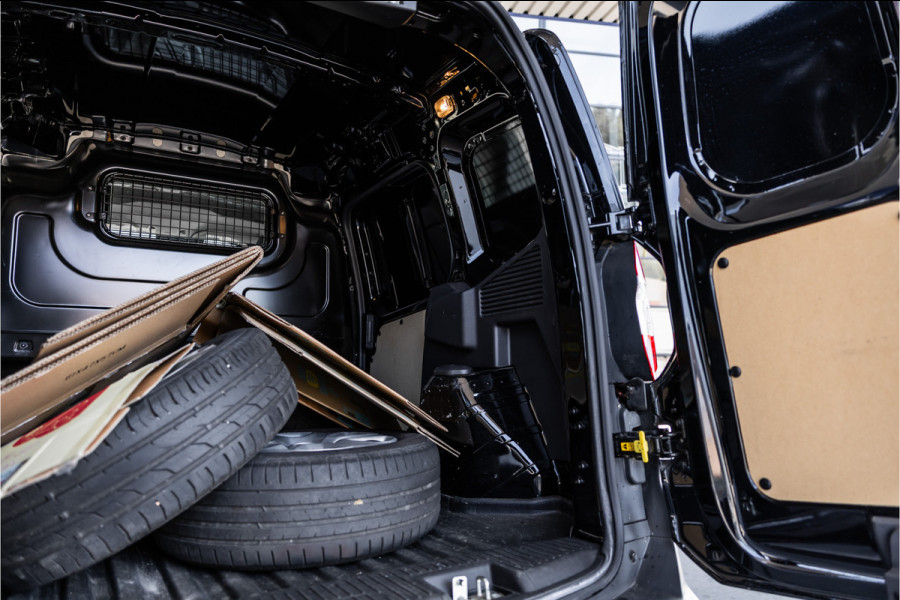Ford Transit Courier 1.0 | Marge | BTW & BPM Vrij | Airco | Camera | Navigatie | Climate control | Stoelverwarming | MF Stuur | Nieuwe apk