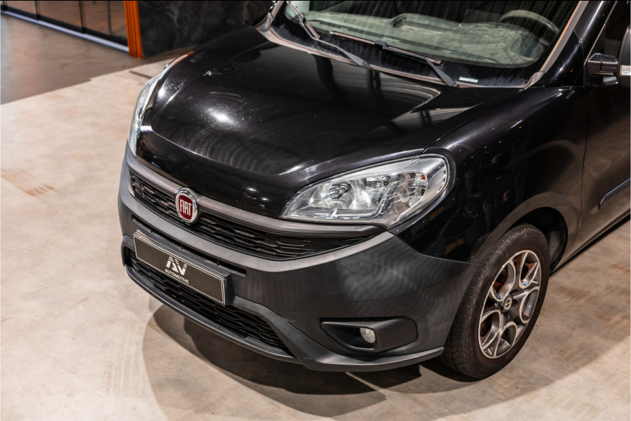 Fiat Doblò Cargo 1.3 MJ L2H1 Maxi | CarPlay | Android Auto | Trekhaak | Airco | Sport velgen | MF Stuur | Nieuwe APK | NL Auto