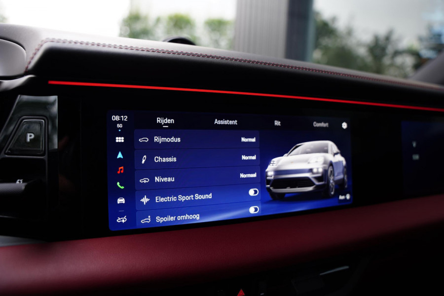 Porsche Macan 4 100 kWh / NL-Auto / Luchtvering / Bose / 22 Inch