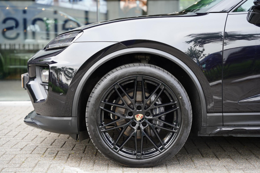 Porsche Macan 4 100 kWh / NL-Auto / Luchtvering / Bose / 22 Inch