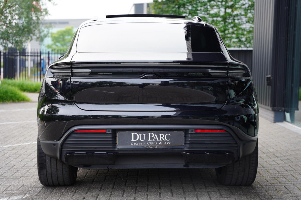 Porsche Macan 4 100 kWh / NL-Auto / Luchtvering / Bose / 22 Inch