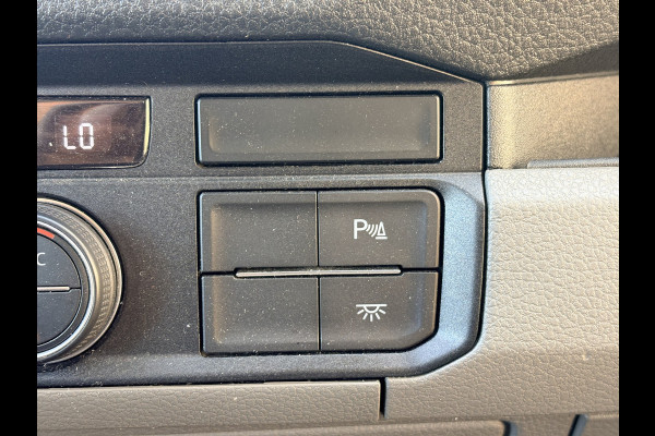Volkswagen Crafter e-Crafter 36kWh 136PK Elektrische Koelwagen Zanotti LED Climate Control Cruise Control Carplay Camera Parkeersensoren 360° Frigo Koeler Kühlwagen