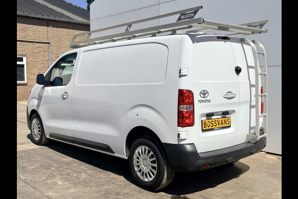 Toyota ProAce Worker 144PK L2 Automaat Cruise Control Climate Control Carplay Navigatie Imperiaal Euro 6