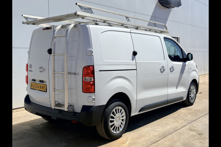 Toyota ProAce Worker 144PK L2 Automaat Cruise Control Climate Control Carplay Navigatie Imperiaal Euro 6