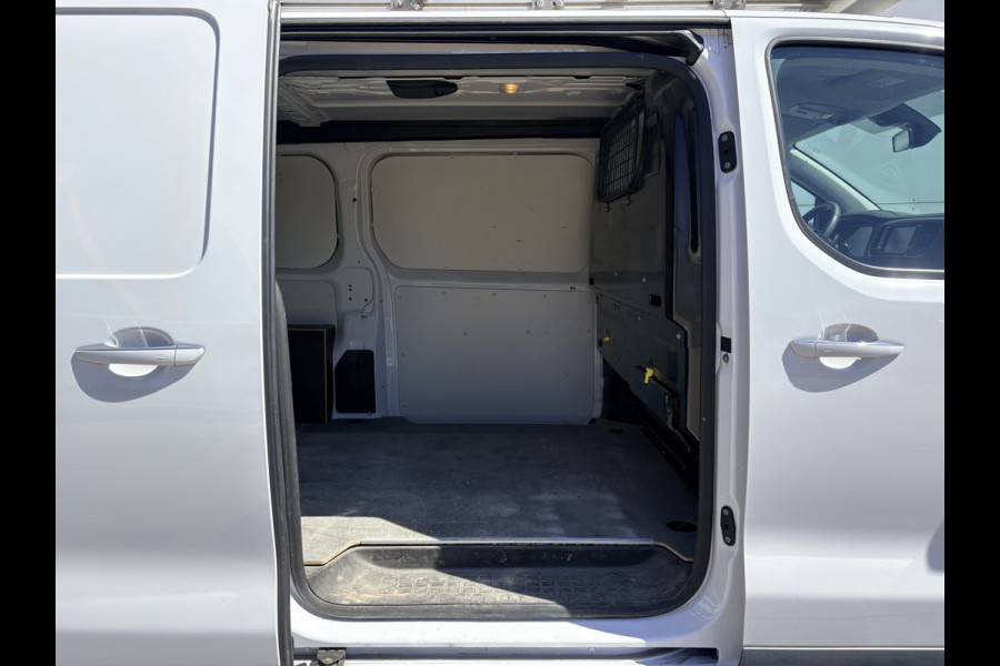 Toyota ProAce Worker 144PK L2 Automaat Cruise Control Climate Control Carplay Navigatie Imperiaal Euro 6