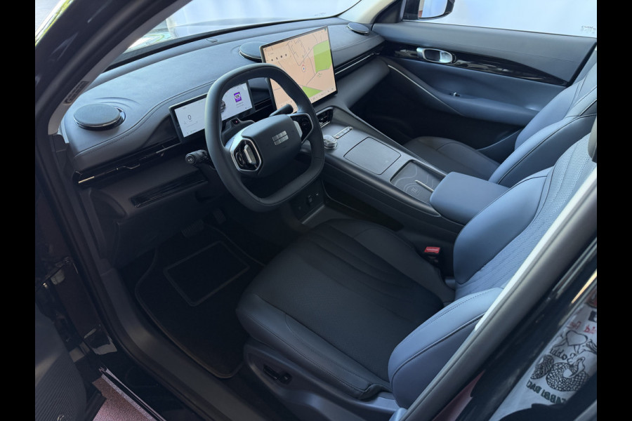 GEELY E5 Pro+ 68 kWh | LONG RANGE 475 Km wltp | 8 Jaar Garantie | Verwarmde & Gekoelde Stoelen | 360° View | Warmtepomp | Leder | Blindsp