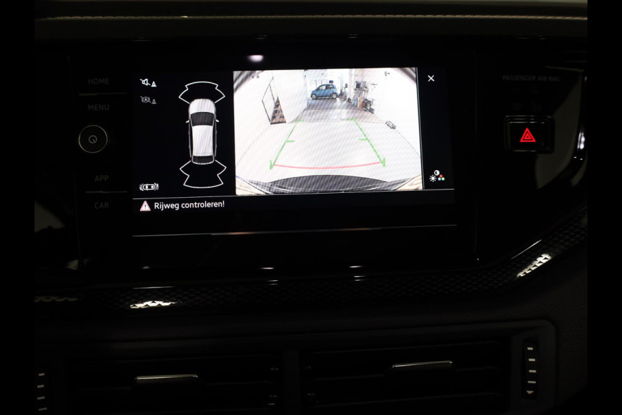 Volkswagen Taigo 1.0 TSI Life Edition 95 pk | Verlengde garantie | Navigatie via App | Parkeersensoren | Achteruitrijcamera | Autom. airco | Adaptieve cruise control |