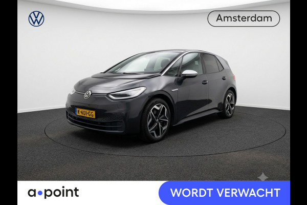 Volkswagen ID.3 First Plus 58 kWh 204 pk | Navigatie | Trekhaak (afneembaar) | Parkeersensoren | Achteruitrijcamera | Matrix LED koplampen | Adaptieve cruise control |