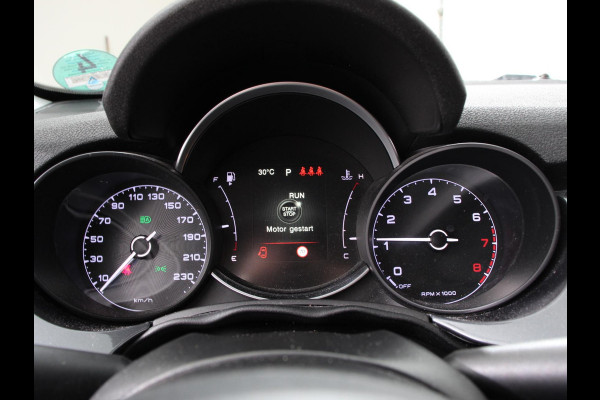Fiat 500X Cross 1.3 GSE City Cross Opening Edition Climate Control Navigatie Cruise Control Camera Parkeersensoren Stoelverwarming Camera Led Lichtmetalen velgen Apple Carplay/ Android Auto