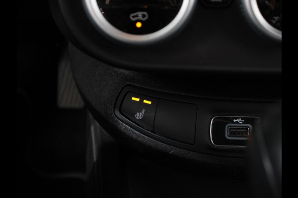 Fiat 500X Cross 1.3 GSE City Cross Opening Edition Climate Control Navigatie Cruise Control Camera Parkeersensoren Stoelverwarming Camera Led Lichtmetalen velgen Apple Carplay/ Android Auto