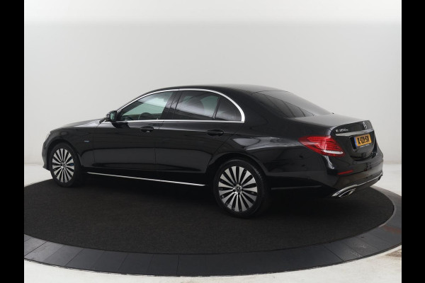 Mercedes-Benz E-Klasse 350 e Premium | Half leder | Stoel verwarming | Cruise control | Sfeerverlichting | Carplay | Navigatie | Camera | Park assist | Climate control