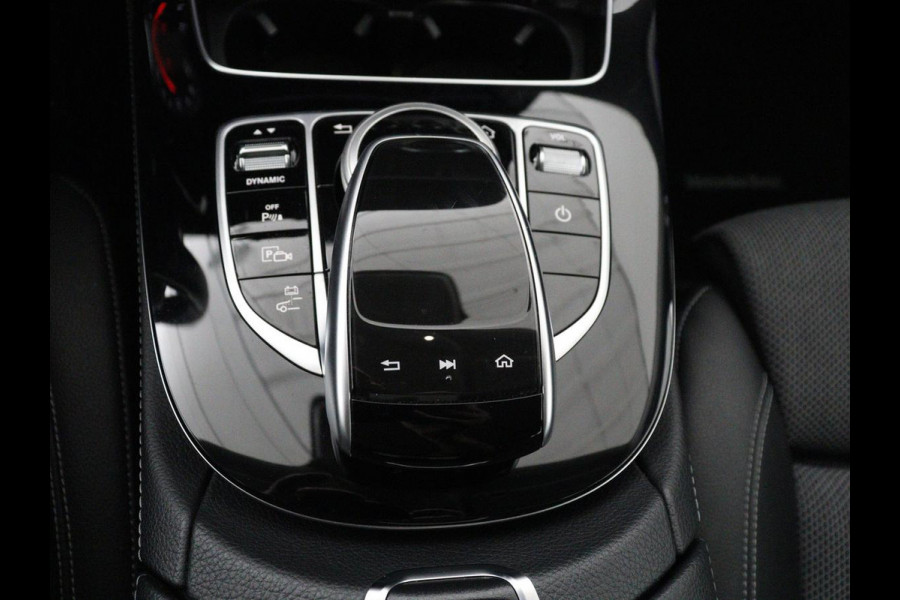 Mercedes-Benz E-Klasse 350 e Premium | Half leder | Stoel verwarming | Cruise control | Sfeerverlichting | Carplay | Navigatie | Camera | Park assist | Climate control