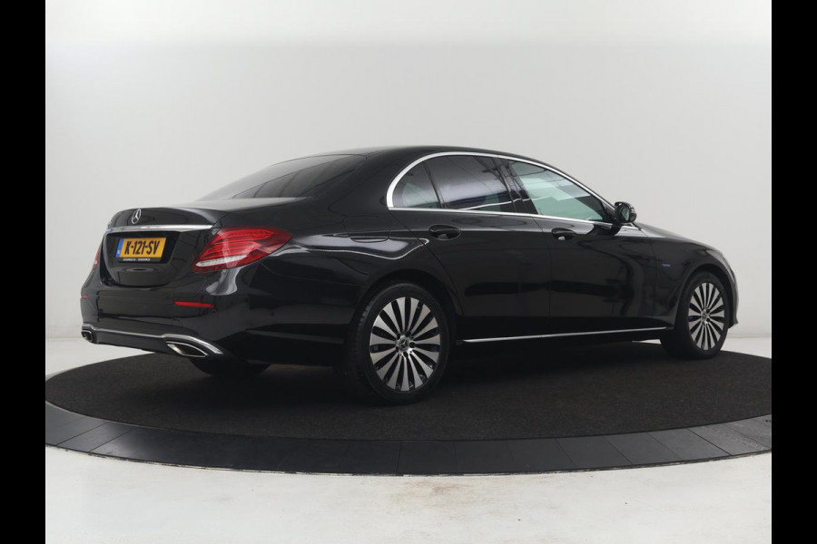 Mercedes-Benz E-Klasse 350 e Premium | Half leder | Stoel verwarming | Cruise control | Sfeerverlichting | Carplay | Navigatie | Camera | Park assist | Climate control