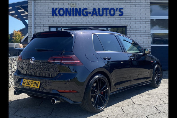 Volkswagen Golf 2.0 TSI GTI Perf./ Pano/ Virtual CP/ Dynamic lights/ Dynaudio/ Keyless/