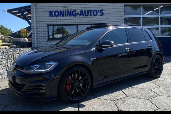 Volkswagen Golf 2.0 TSI GTI Perf./ Pano/ Virtual CP/ Dynamic lights/ Dynaudio/ Keyless/