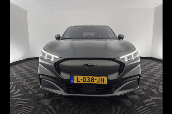 Ford Mustang Mach-E Extended First Edition AWD 98 kWh [3-Fase-11kW] (INCL-BTW) *PANO | LEATHER | FULL-LED | ADAPTIVE-CRUISE | DIGI-COCKPIT | BANG&OLUFSEN | MEMORY-PACK | KEYLESS | NAVI-FULLMAP | CARPLAY | HEATED-COMFORTSEATS | TOPVIEW | ADAPTIVE-CRUISE | PRIV