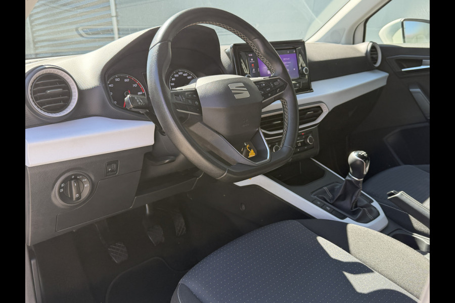 Seat Arona BWJ 2023 | 1.0TSI 96PK Style | CLIMA | CARPLAY | CRUISE | LED | NAVI | PDC |