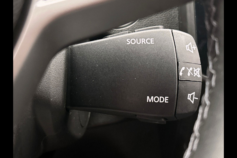 Dacia Duster 1.3 TCe 130 Journey| Origineel NL | Dealer Ondr. | Trekhaak | Cruise/Control | Camera | Climate/Control | Navigatie |