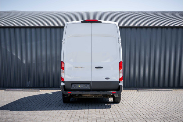 Ford Transit | L3H3 | 130Pk | Inrichting | 3-Zits | Camera | Cruise | PDC | Airco