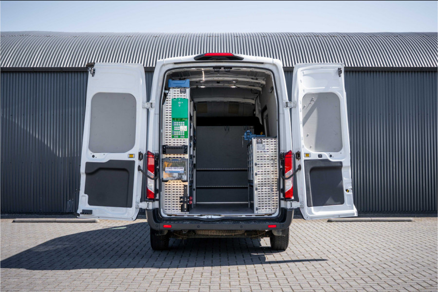 Ford Transit | L3H3 | 130Pk | Inrichting | 3-Zits | Camera | Cruise | PDC | Airco