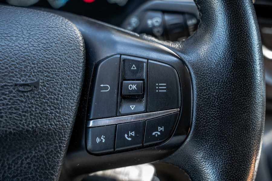 Ford Transit | L3H3 | 130Pk | Inrichting | 3-Zits | Camera | Cruise | PDC | Airco