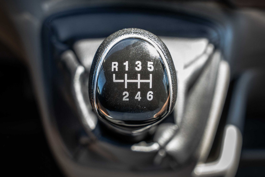 Ford Transit | L3H3 | 130Pk | Inrichting | 3-Zits | Camera | Cruise | PDC | Airco