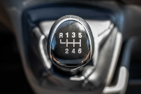 Ford Transit | L3H3 | 130Pk | Inrichting | 3-Zits | Camera | Cruise | PDC | Airco