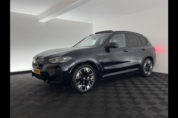 BMW iX3 High Executive 80 kWh [3-Fase-11kW] {Soh-100%} (INCL-BTW) Aut. *PANO | LEATHER | ADAPTIVE-CRUISE | FULL-LED | HARMAN/KARDON | BLIND-SPOT | DIGI-COCKPIT | HEATED-COMFORTSEATS | CAMERA | DAB+ | NAVI-FULLMAP | TOWABAR | 20''ALU*