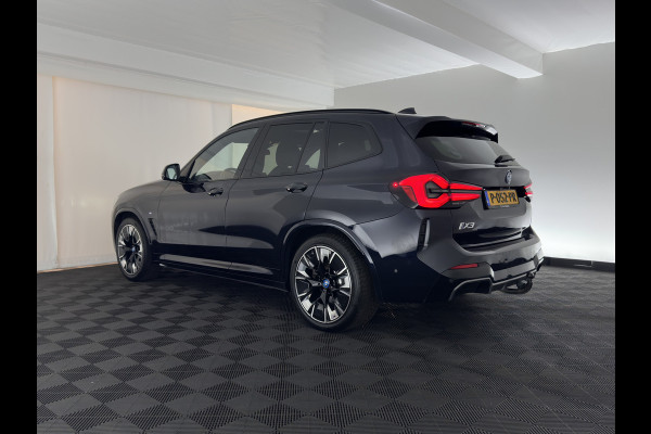 BMW iX3 High Executive 80 kWh [3-Fase-11kW] {Soh-100%} (INCL-BTW) Aut. *PANO | LEATHER | ADAPTIVE-CRUISE | FULL-LED | HARMAN/KARDON | BLIND-SPOT | DIGI-COCKPIT | HEATED-COMFORTSEATS | CAMERA | DAB+ | NAVI-FULLMAP | TOWABAR | 20''ALU*
